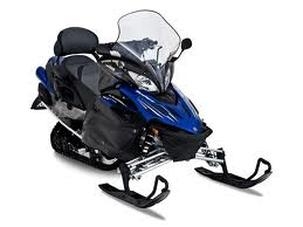 YAMAHA RS Venture Snowmobile for rent with our cottage